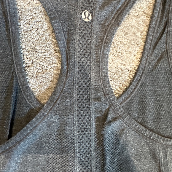 Lululemon swiftly tank - Picture 4 of 4